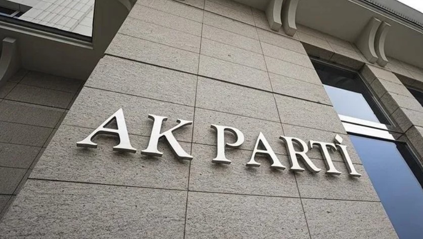 Ak Parti̇-4