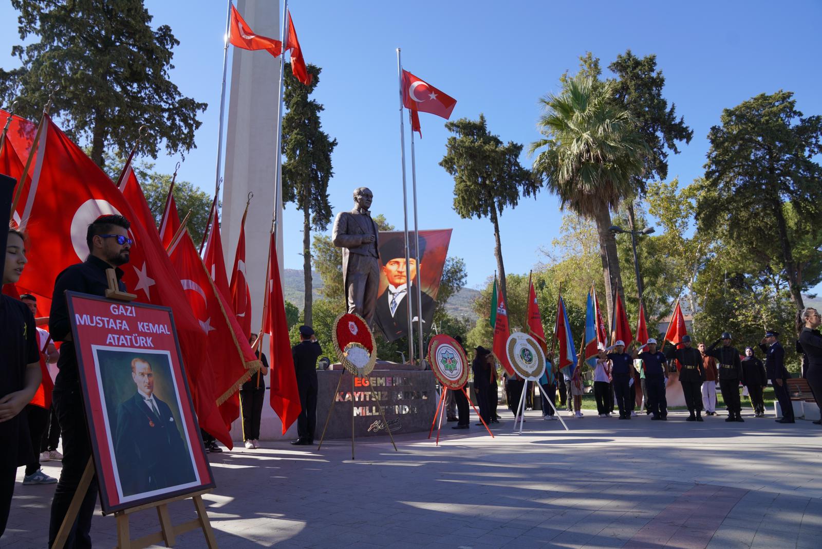 Gazi̇ler Günü