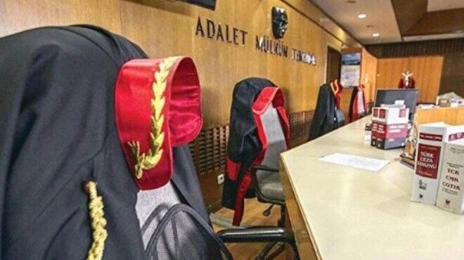 1084 hâkim ve savcının görev yeri değişti!