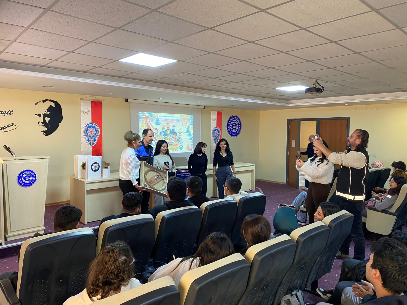 İzmir’de Farkındalık Çalışması