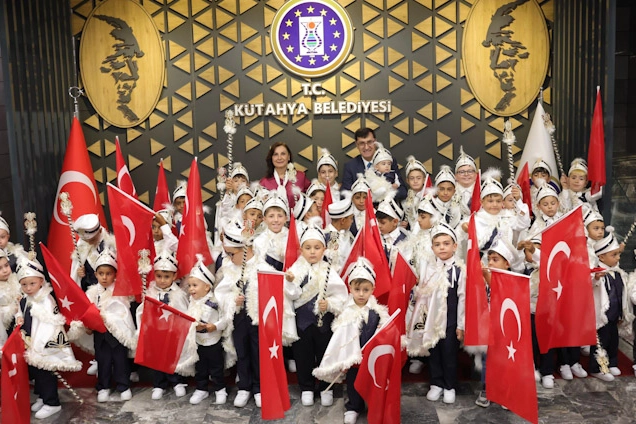 Kütahya'da 48 çocuk için geleneksel sünnet şöleni