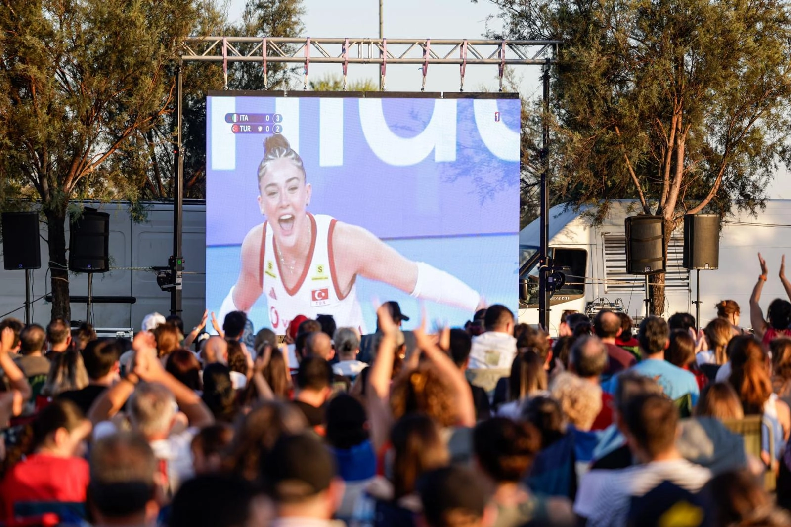 İzmir'de Filenin Sultanları coşkusu