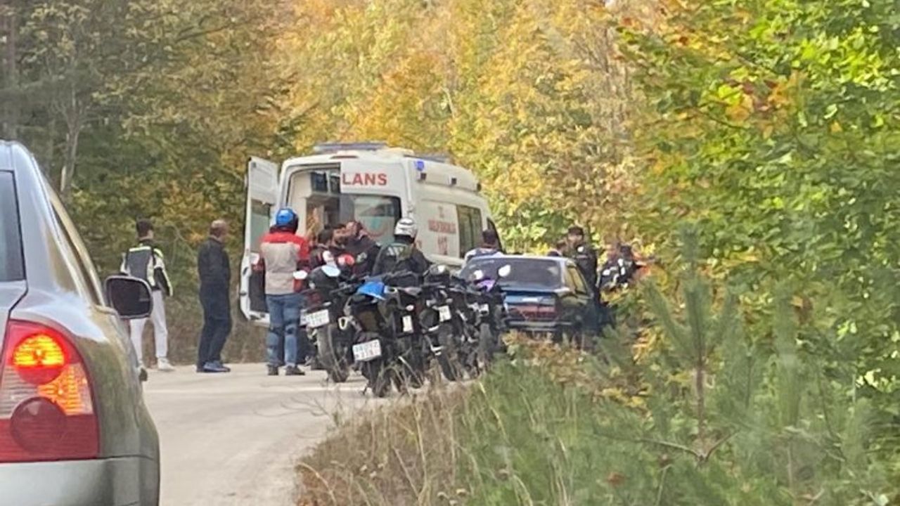 Bilecik Pazaryeri'nde motosiklet kazası: 2 yaralı