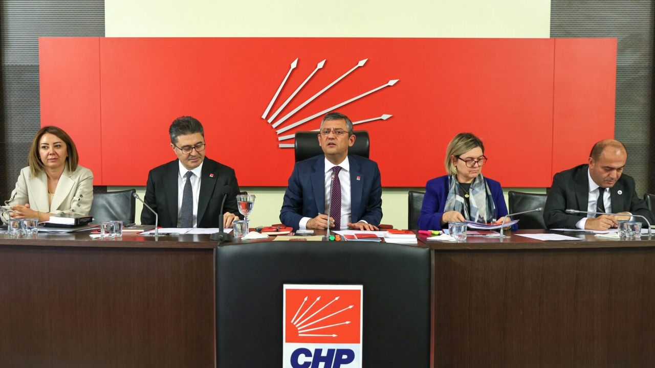 CHP Parti Meclisi 227 belediye başkan adayını belirledi