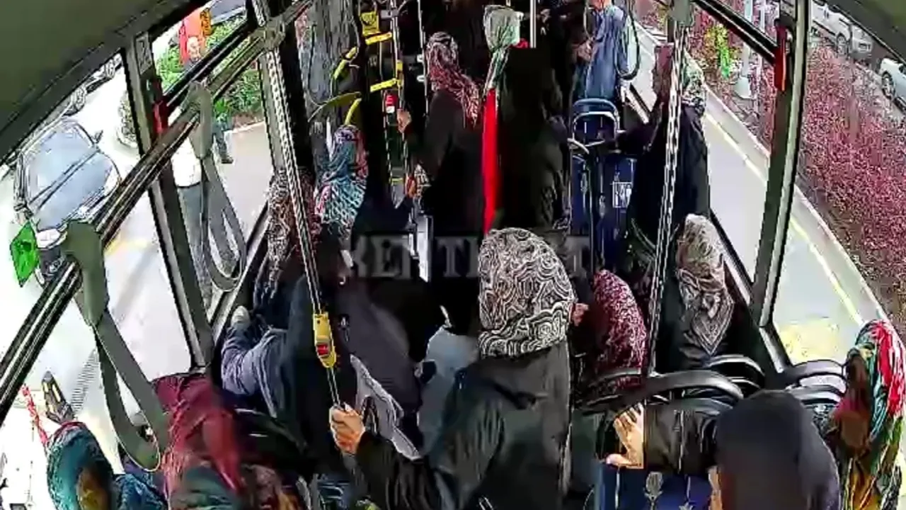 Kocaeli'de otobüs şoföründen duyarlı davranış