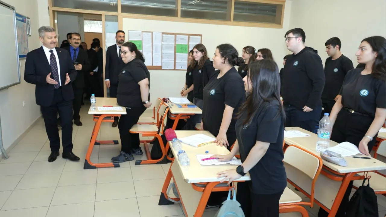 Artvin Valisi Ergün: Nitelikli elemanlar teknik ve mesleki liselerde yetişiyor