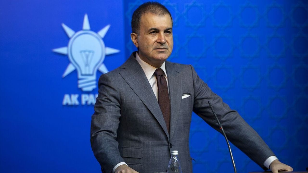 Ömer Çelik'ten Hatimoğulları'na sert tepki: Açıklamasını düzeltmelidir