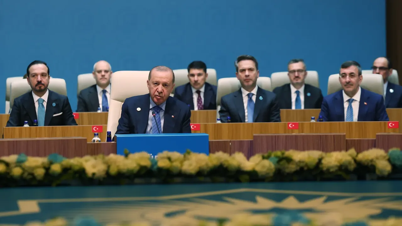 Cumhurbaşkanı Erdoğan'dan Türk Dünyası'na birlik çağrısı... Dönem başkanlığı Türkiye'ye geçti