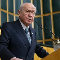SİYASET