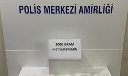 İstanbul'da bir araçta müzik seti içinde 2 kilogram uyuşturucu ele geçirildi