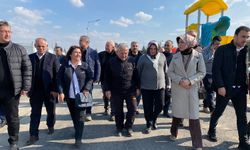 Kayseri Büyükşehir meclisinden deprem bölgesine ziyaret