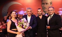 Güzelbahçe'de 'Zafer' korteji ve konseri