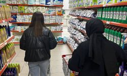 Öğrencilerin imdadına Sosyal Market yetişiyor