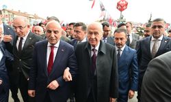 Devlet Bahçeli'den Turgut Altınok'a destek