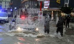 Antalya'da sağanak, fırtına ve hortum etkili oldu