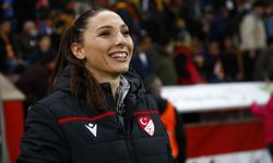 Hakem Gamze Durmuş Pakkan'a görev