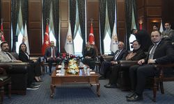 Partilerde bayramlaşma mesaisi