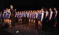Nilüfer'de çocuk ve gençlerden muhteşem performans