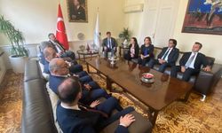İZBB Başkanı Cemil  Tugay’a CHP Ege Bölgesi İl Başkanları'ndan tebrik ziyareti