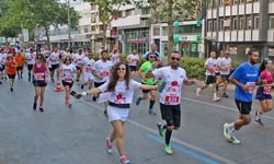 İzmir'de Yol Koşusu'nu kazananlar belli oldu