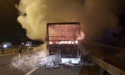 Ankara- Bolu yolunda yolcu otobüsü alev aldı