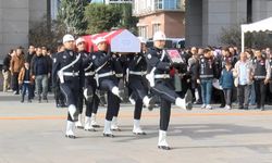 İstanbul'daki kazada şehit olan Ogün Yürümez için İstanbul Emniyet Müdürlüğü'nde tören düzenlendi