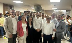 Şenol Aslanoğlu’ndan Adliye Önünde Güçlü Mesaj: “Karanlık Gidecek, Biz Kalacağız”