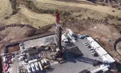 Gençler sondaj sahasında... Silopili öğrenciler petrol arama çalışmalarını yerinde inceledi