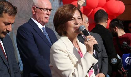 Ayşe Ünlüce mazbatasını alarak göreve başladı