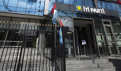 İYİ Parti'de şok istifa