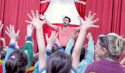 Bursa'da çocuklara gölge oyunu ile 'enerji tasarrufu' dersi