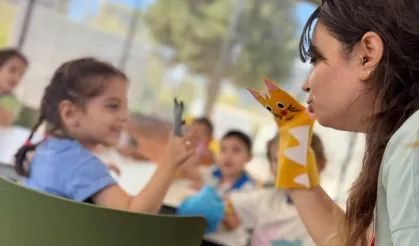 Yuvamız İzmir’in çocukları üniversiteli gençlerle buluşuyor