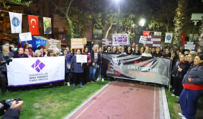 İzmir Karabağlar'da şiddete karşı tek ses tek yürek