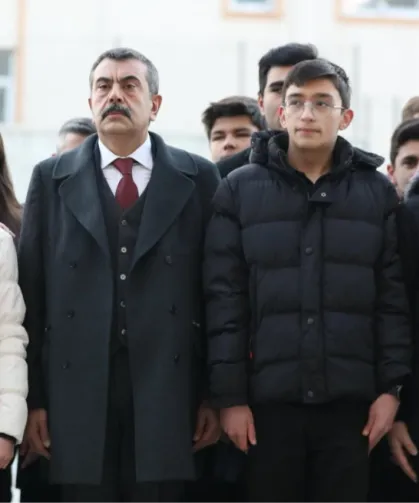 6 Şubat'ta tüm okullar saygı duruşunda bulunacak