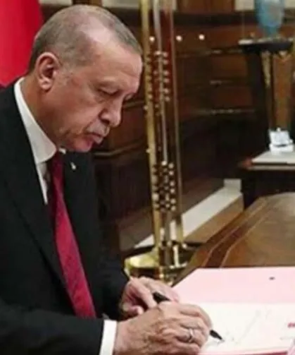 Yeni bakanların yardımcıları değişti... 5 ile yeni Vali atandı