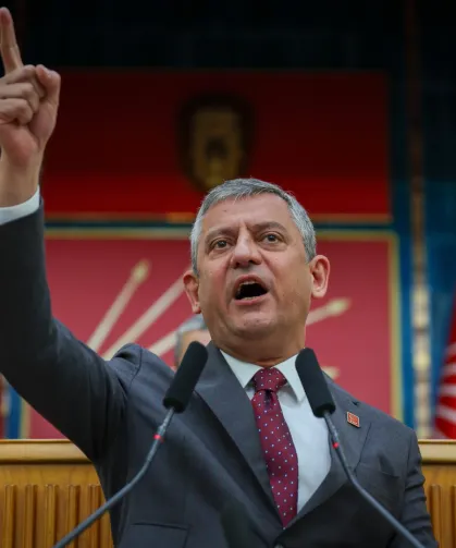 AK Parti'ye geçen Başkan Köksal'a 'Özel' tepki: CHP'nin kapısında yalvarma!