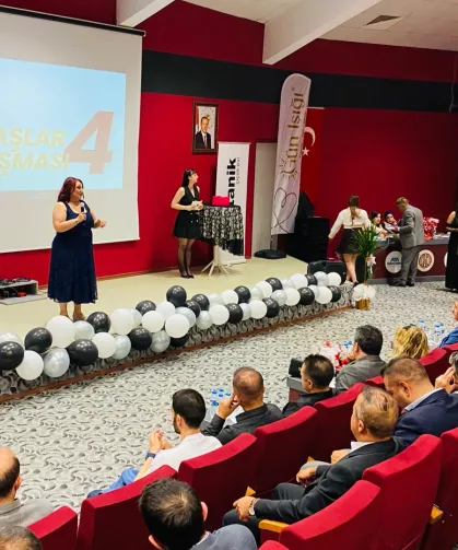 İletişim öğrencileri sektör temsilcileriyle buluştu