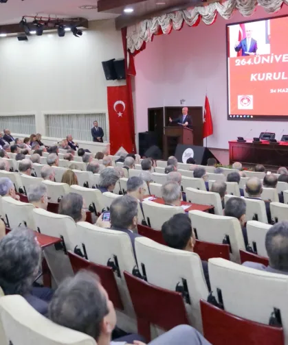 DEÜ Rektörü Yılmaz, Üniversitelerarası Kurul Toplantısına katıldı