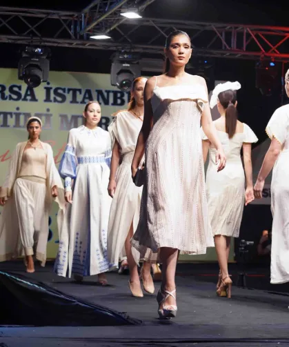 Şile Bezi podyuma çıktı... Gelenekten geleceğe moda şöleni