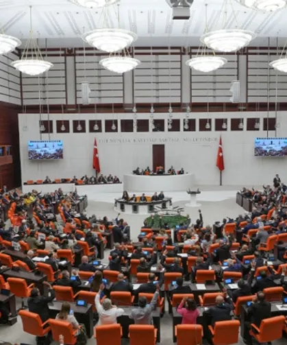 TBMM'de tartışmalı torba teklif mesaisi! Polis hakları, basın düzenlemesi ve orman alanları görüşülüyor