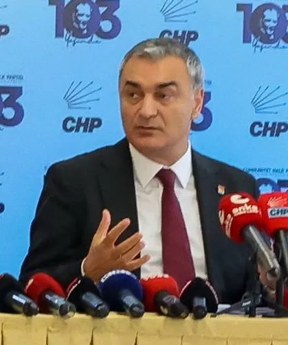 CHP Sözcüsü Sarı'dan istifalara ilişkin ilk açıklama: Hayırlı uğurlu olsun
