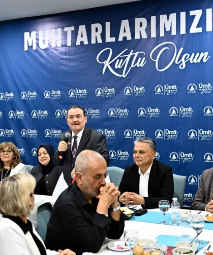 Antalya'da Başkan Uysal, muhtarlarla bir araya geldi