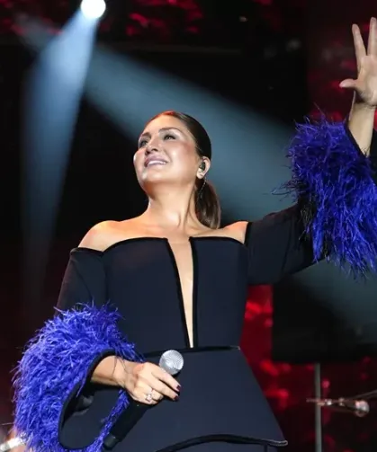 Sibel Can'dan yeni sezona ışıltılı başlangıç
