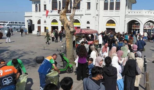 İstanbul  Adalar'da bayram yoğunluğu