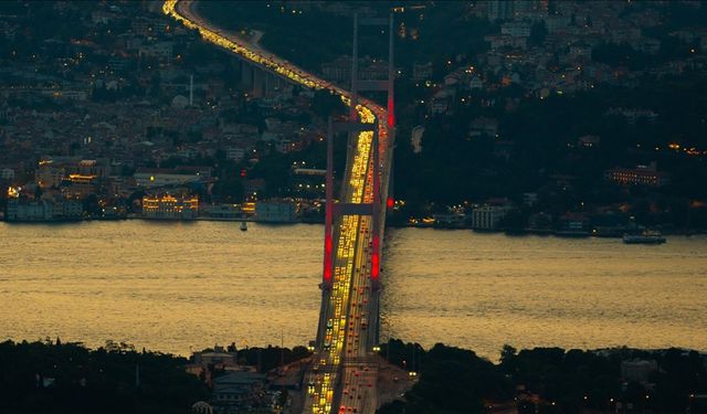 15 Temmuz Şehitler Köprüsü trafiğe kapatıldı