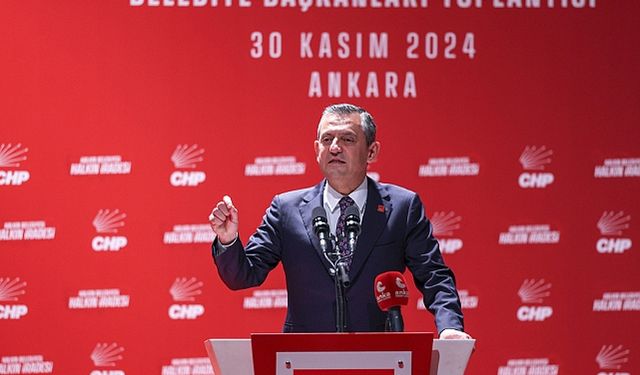 Özgür Özel CHP'li belediye başkanlarıyla bir araya geldi