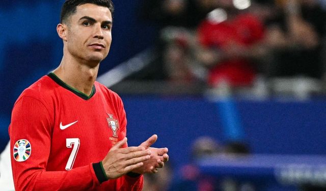 Arap futbolcudan Ronaldo itirafı: Namaz vaktinde antrenmanı durduruyordu