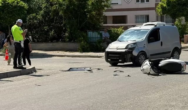 İzmir'in Tire ilçesinde meydana gelen trafik kazasında iki kişi yaralandı