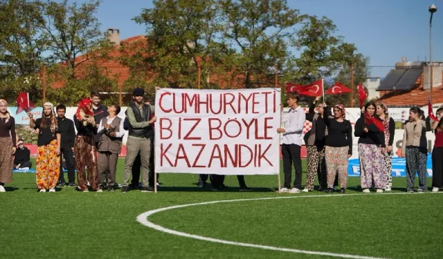 Cumhuriyet Bayramı Ayvalık'ta coşkuyla kutlandı