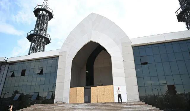 Kartepe Kent Meydanı Camii'nde sona doğru